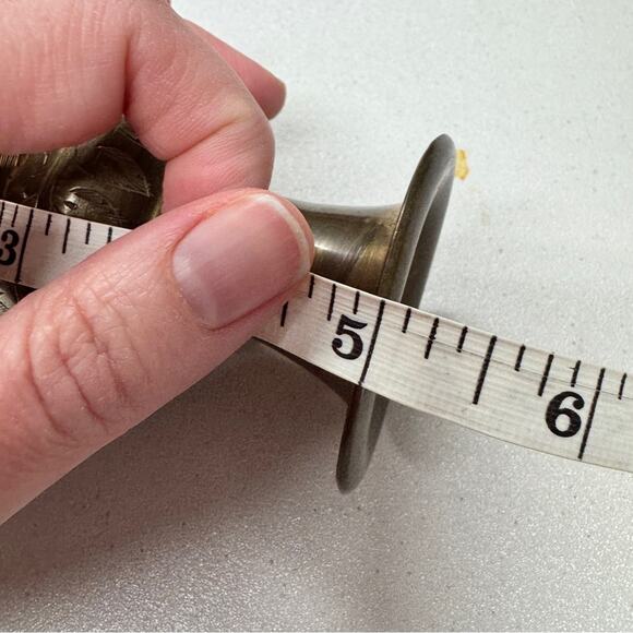 Vintage Brass Floral Etched Mini Bud Vase Boho Home Decor Made In India - Picture 4 of 8